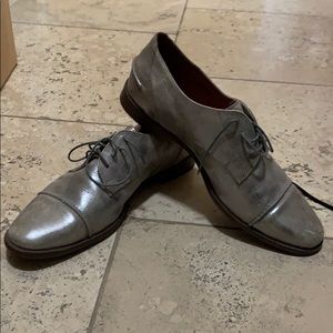 Madewell washed silver leather oxfords size 9.5